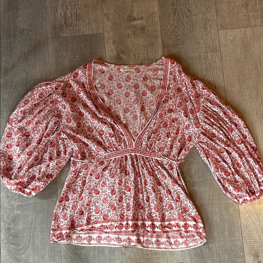 Max Studio White and Red Floral V-Neck Empire Blouse